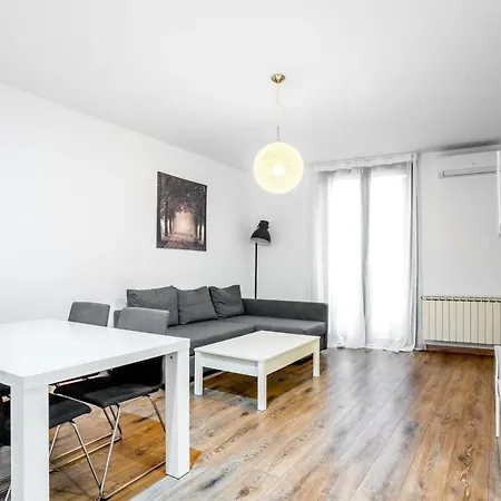 Apartment Paseo De Gracia Modern And Cozy 3bd - 2bth