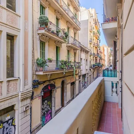 Paseo De Gracia Modern And Cozy 3bd - 2bth Apartment *