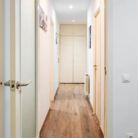 Paseo De Gracia Modern And Cozy 3bd - 2bth * Barcelona